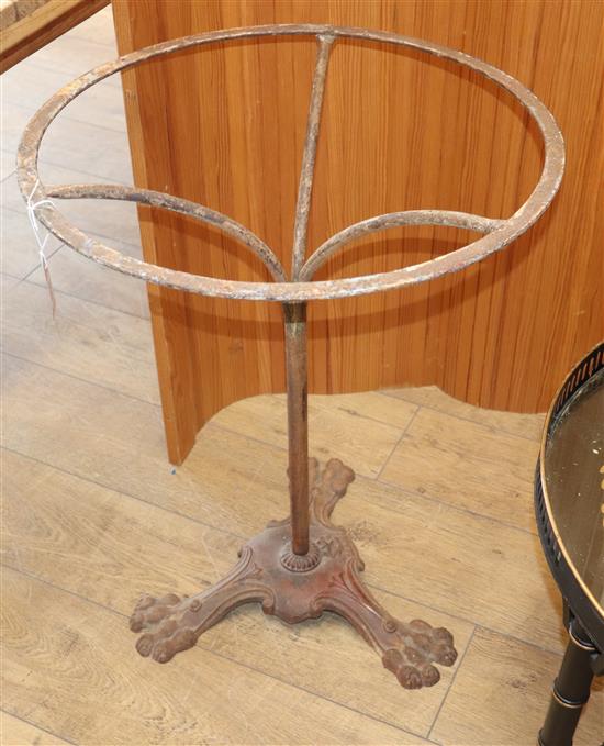 A Victorian cast iron table base H.71cm